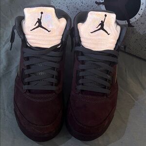 Men’s Air Jordan 5s Burgundy and Gray Reflective tongue Sneakers